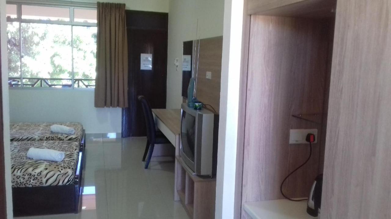 Seaside Travellers Inn Kinarut Dış mekan fotoğraf