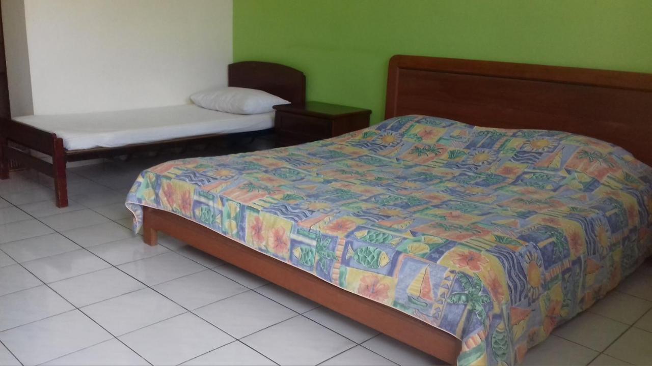 Seaside Travellers Inn Kinarut Dış mekan fotoğraf