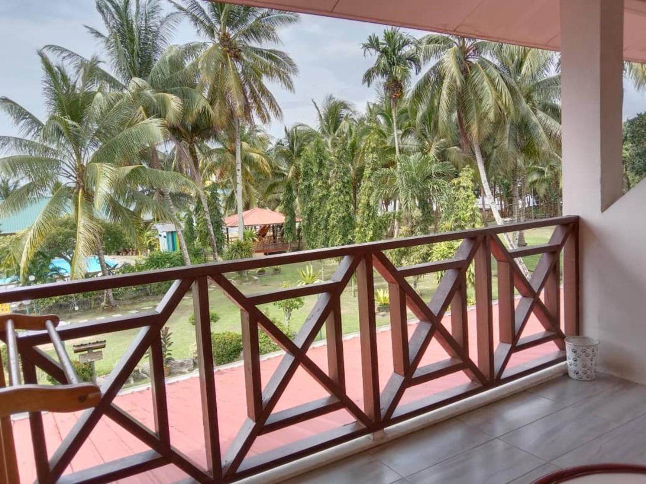 Seaside Travellers Inn Kinarut Dış mekan fotoğraf