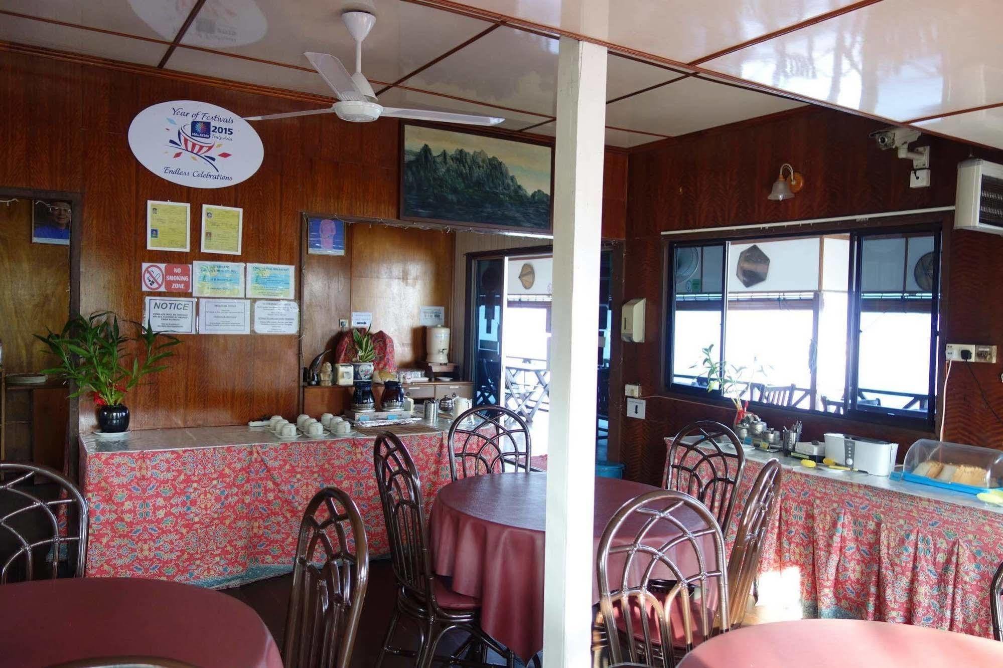Seaside Travellers Inn Kinarut Dış mekan fotoğraf